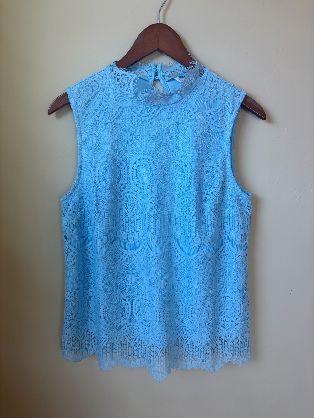 Sleeveless Lace High-Neck Top in Light Blue by Cato size Medium Feminine